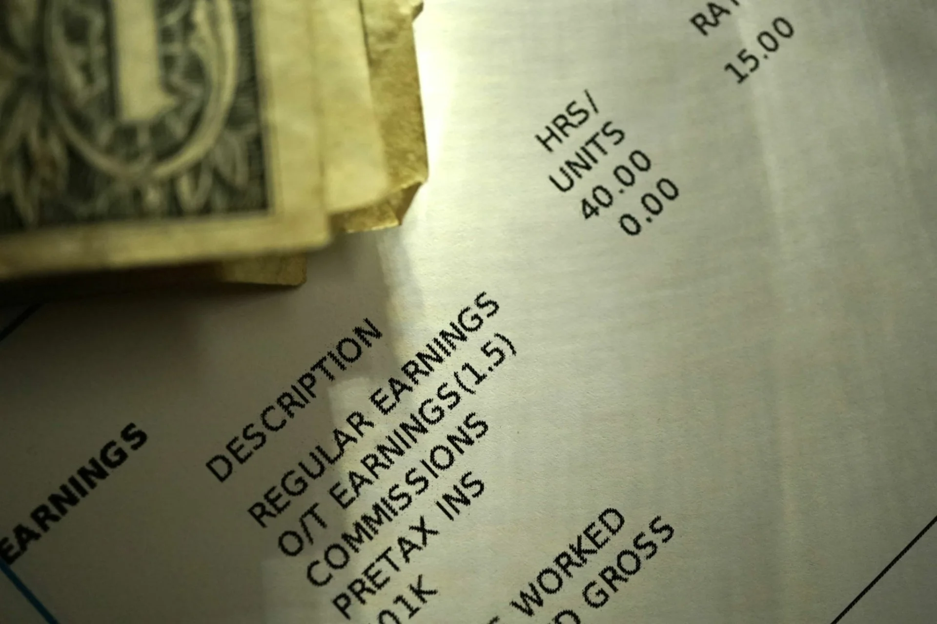 How Quickly Do Employees Have to Get Pay Stubs After Pay Date?